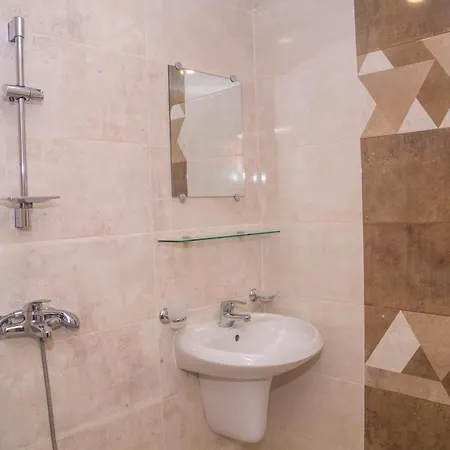 Pensjonat Chrystal 2*